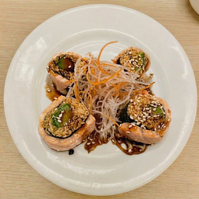 BBQ Salmon Roll.